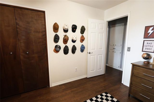 112 Chickasaw Lane, Yukon, OK 73099