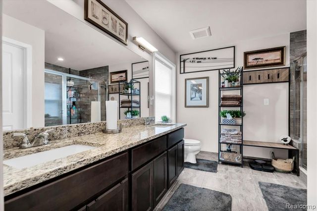 23990 Pennington Lane, Brownstown, MI 48134