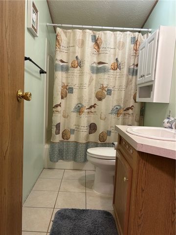 28 Hilltop Dr, Union Twp, PA 15332