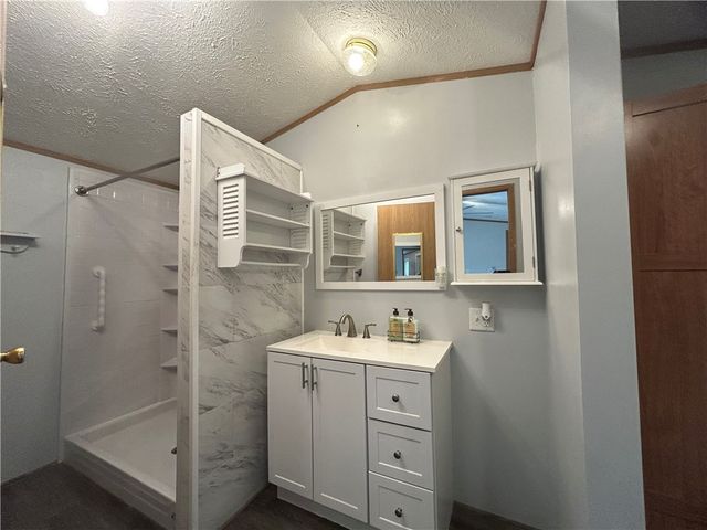 28 Hilltop Dr, Union Twp, PA 15332