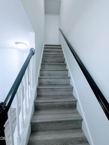 1005 Shades Place, Raleigh, NC 27601