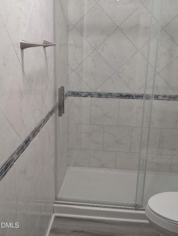 1005 Shades Place, Raleigh, NC 27601