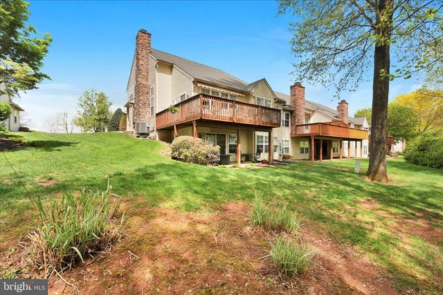 115 HAWK VALLEY LN, Denver, PA 17517
