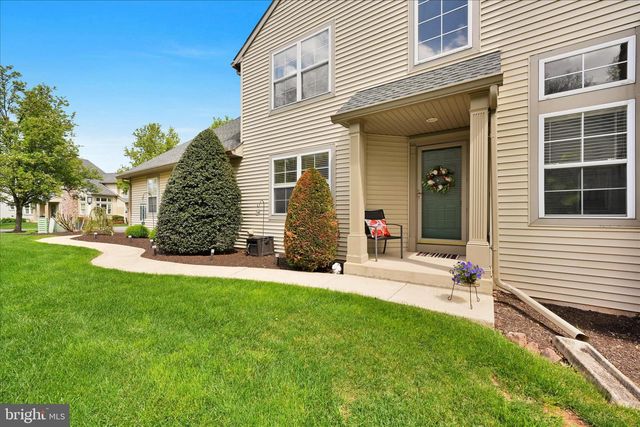 115 HAWK VALLEY LN, Denver, PA 17517