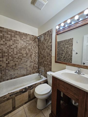 3254 W 74th Court, Merrillville, IN 46410