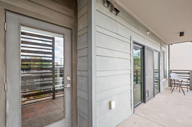 3600 S LAMAR BLVD 214, Austin, TX 78704
