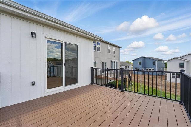 778 Creekmoor Drive, Raymore, MO 64083