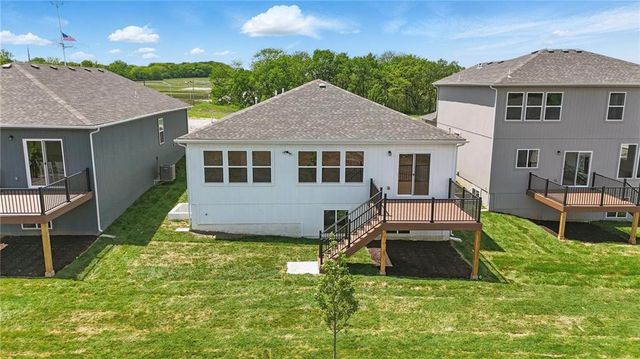 778 Creekmoor Drive, Raymore, MO 64083
