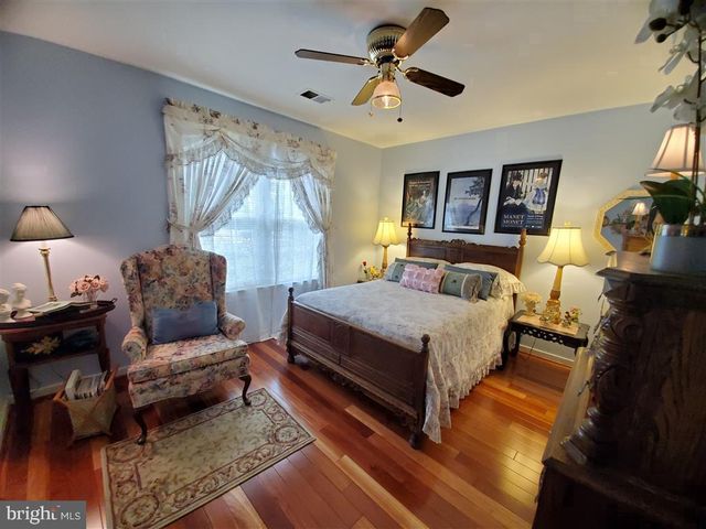 10406 DUNN MEADOW RD, Vienna, VA 22182