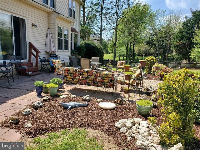 10406 DUNN MEADOW RD, Vienna, VA 22182