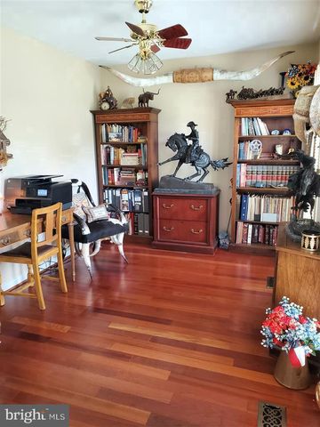 10406 DUNN MEADOW RD, Vienna, VA 22182