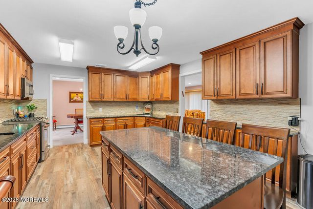 413 Brewers Bridge Road, Jackson, NJ 08527