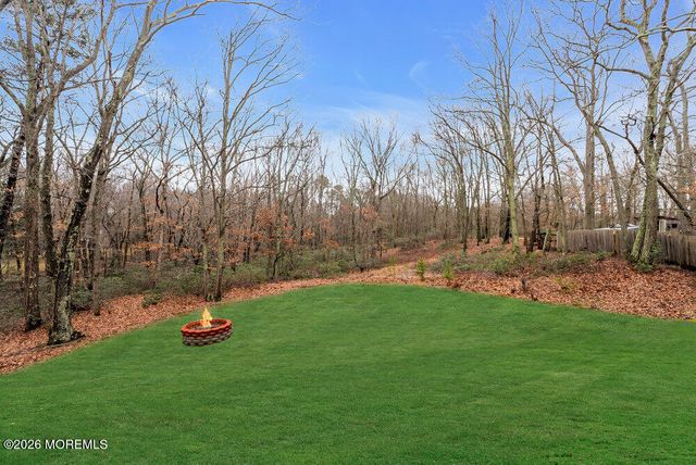 413 Brewers Bridge Road, Jackson, NJ 08527