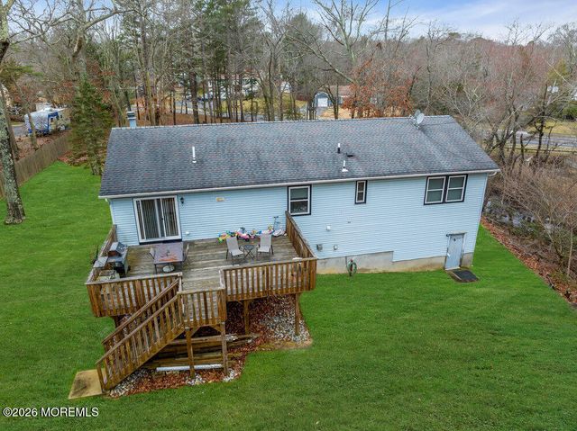 413 Brewers Bridge Road, Jackson, NJ 08527