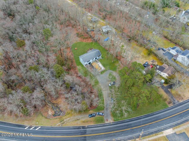 413 Brewers Bridge Road, Jackson, NJ 08527