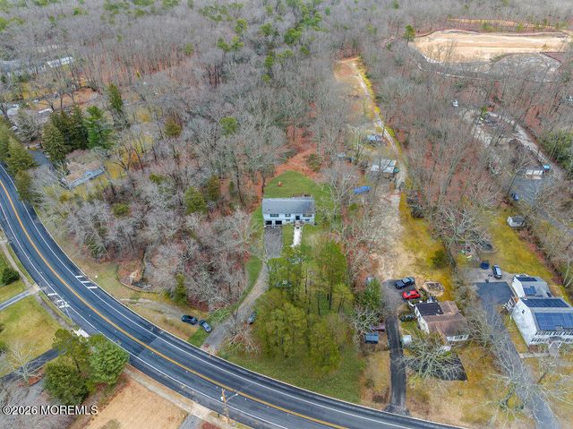 413 Brewers Bridge Road, Jackson, NJ 08527