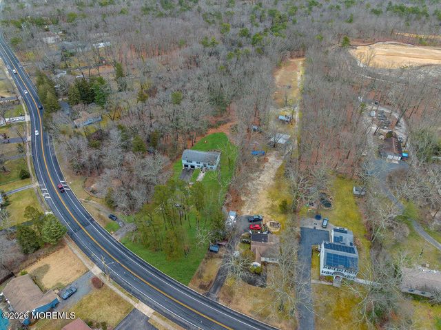 413 Brewers Bridge Road, Jackson, NJ 08527