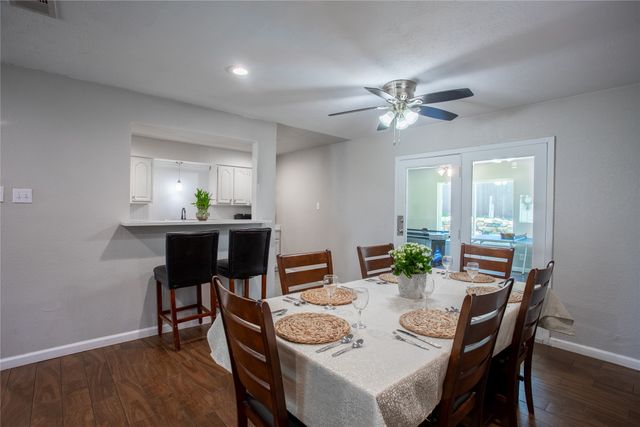 641 Furlong Drive, Dallas, TX 75211