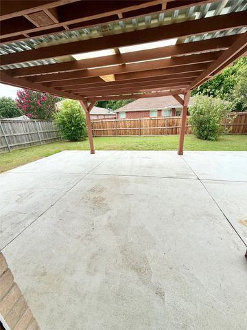 503 Angela Lane, Euless, TX 76039