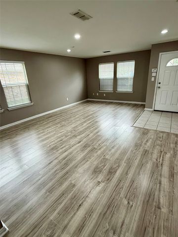 503 Angela Lane, Euless, TX 76039