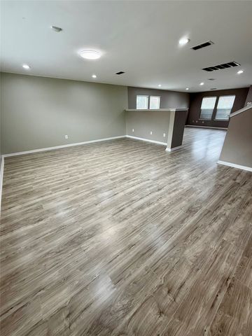 503 Angela Lane, Euless, TX 76039