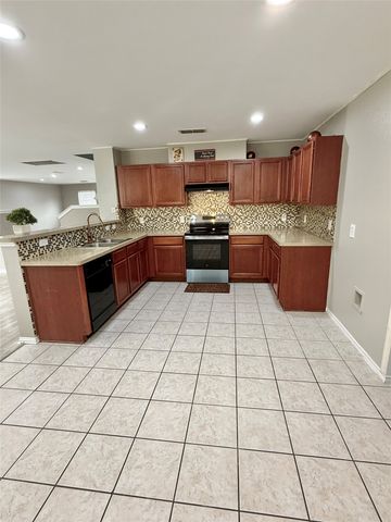503 Angela Lane, Euless, TX 76039