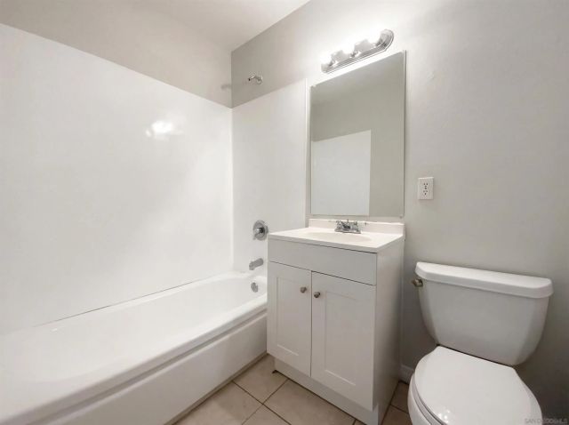 896 Salina St, El Cajon, CA 92020