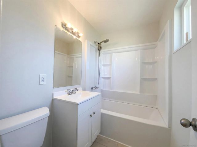 896 Salina St, El Cajon, CA 92020