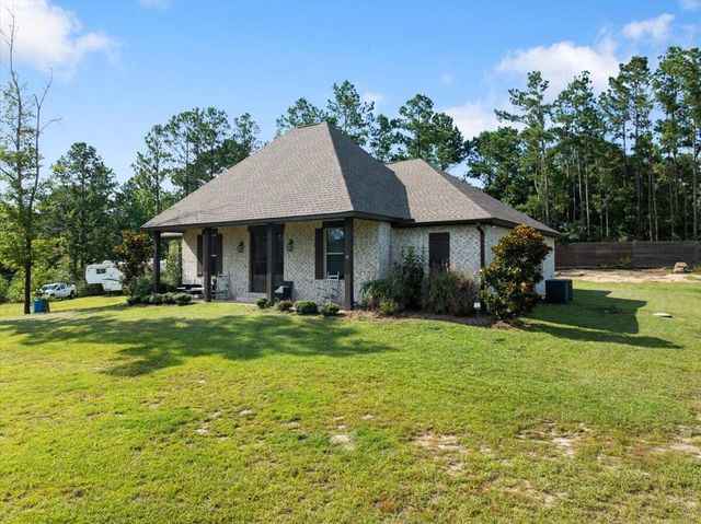 21 Higgins Cutoff Rd., Sumrall, MS 39482