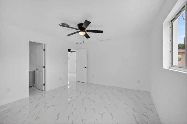 1225 W 32 Street, Riviera Beach, FL 33404