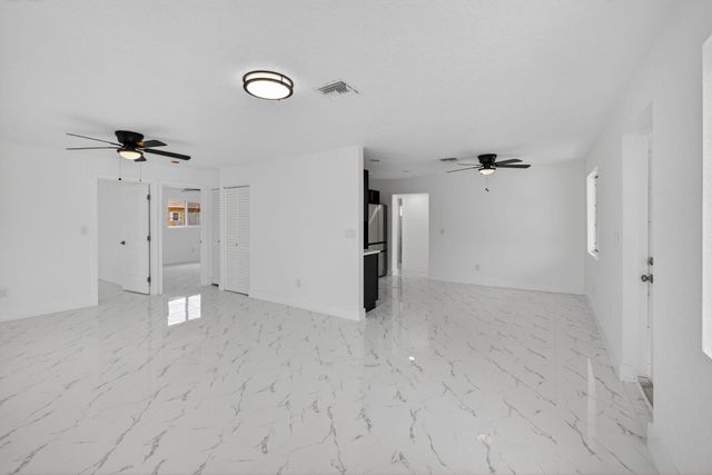 1225 W 32 Street, Riviera Beach, FL 33404