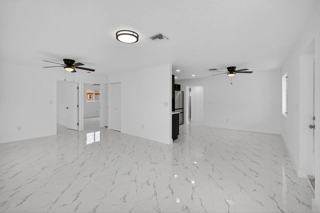 1225 W 32 Street, Riviera Beach, FL 33404