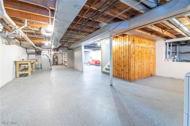 26454 Strawberry Lane, Westlake, OH 44145