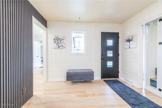 26454 Strawberry Lane, Westlake, OH 44145