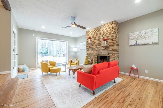 26454 Strawberry Lane, Westlake, OH 44145