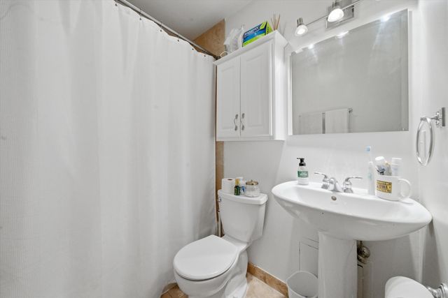 548 W Deming Place 1, Chicago, IL 60614