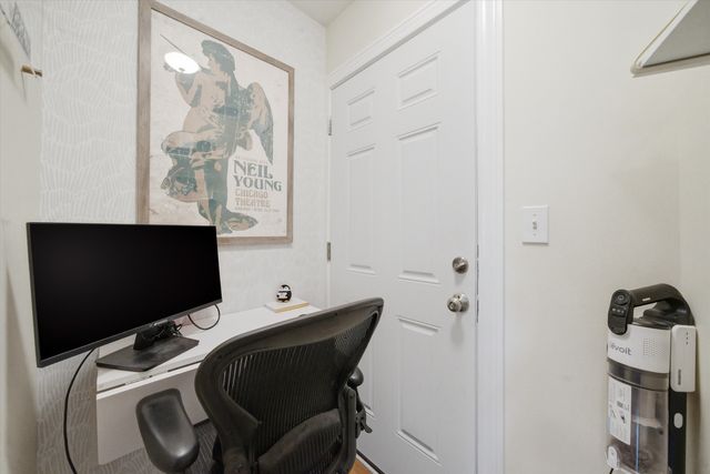 548 W Deming Place 1, Chicago, IL 60614