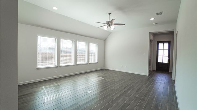 6104 Vester Trail, Fate, TX 75087