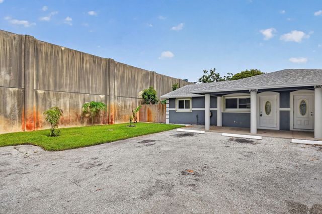 1615 Shirley Court, Lantana, FL 33462
