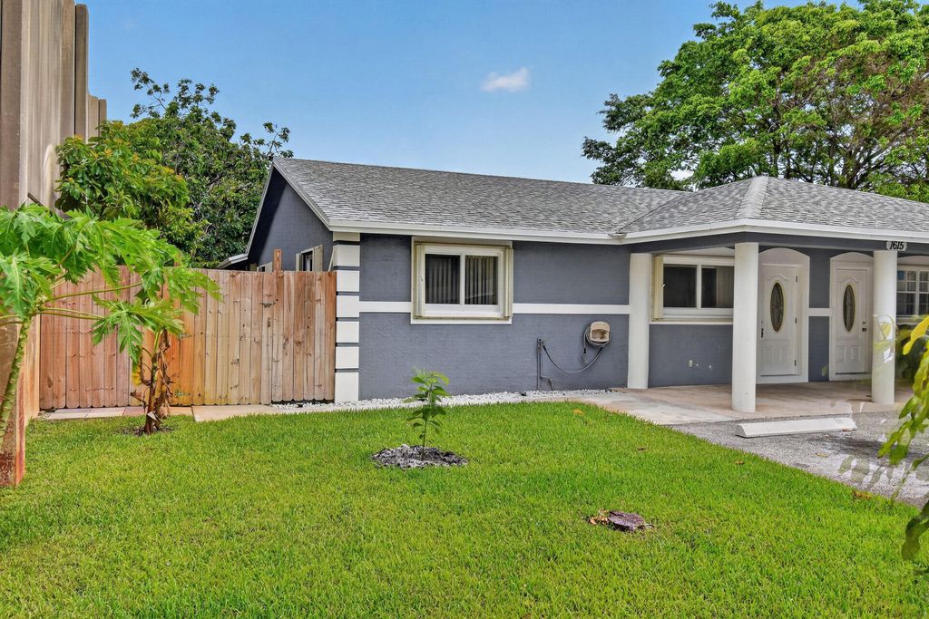 1615 Shirley Court, Lantana, FL 33462