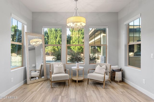 2052 E CRESCENT Way, Gilbert, AZ 85298