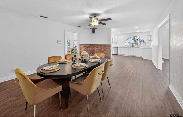 206 Woodhaven Dr, Whitehouse, TX 75791