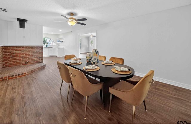 206 Woodhaven Dr, Whitehouse, TX 75791