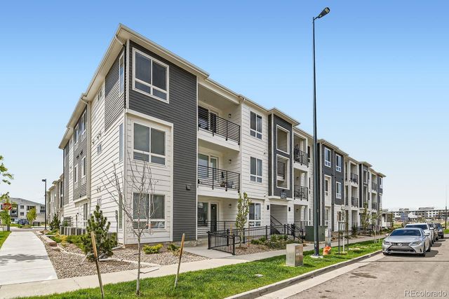 6153 N Ceylon Street 10-303, Denver, CO 80249