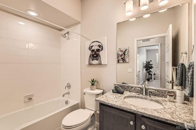 6153 N Ceylon Street 10-303, Denver, CO 80249
