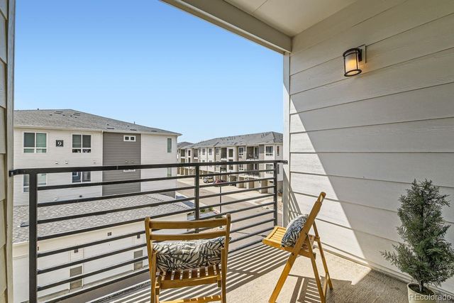 6153 N Ceylon Street 10-303, Denver, CO 80249