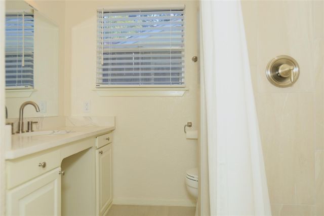 58 Caladium Court, Lake Jackson, TX 77566