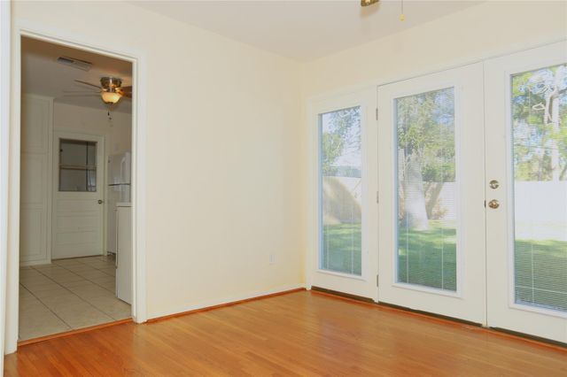 58 Caladium Court, Lake Jackson, TX 77566