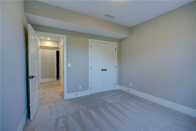 2 Red Fox Circle, Lake Winnebago, MO 64034