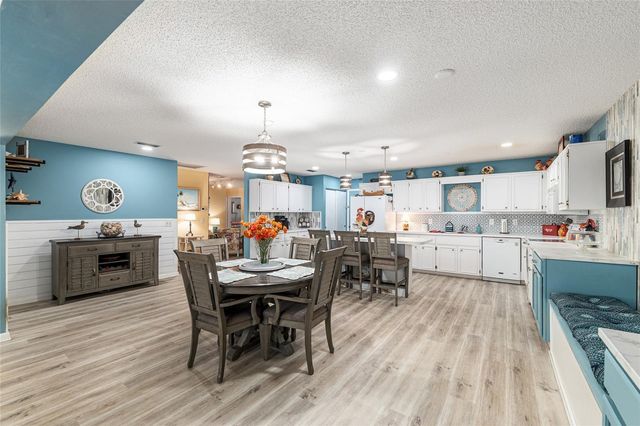 8711 SW 92ND PLACE D, Ocala, FL 34481